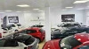 Exposición interior con coches seminuevos revisados en Automóviles CALCU Málaga