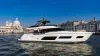 Ferretti 670: la firma celebra su 50º aniversario en Italia junto a Maserati