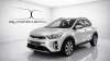 Kia Stonic 1.0 T-GDi 74kW (100CV) MHEV MT Drive visto desde la parte frontal lateral.