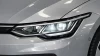 Vista del faro delantero del Volkswagen Golf Más 2.0 TDI 85kW (115CV).