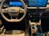 Volante y pantalla central Ford Kuga ST-Line X PHEV nuevo