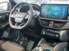 Volante y pantalla central Ford Kuga ST-Line X PHEV nuevo