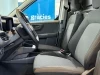 Interior Ford Transit Courier Van BEV nuevo – asientos delanteros
