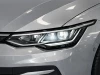 Vista del faro delantero del Volkswagen Golf Más 2.0 TDI 85kW (115CV).