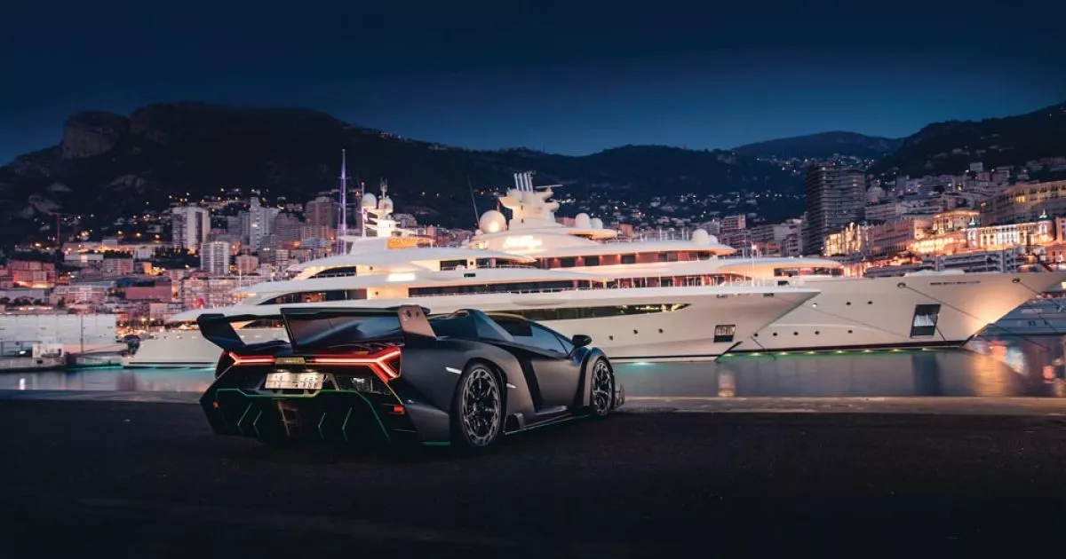 El segundo Lamborghini Veneno Roadster sale a subasta por 5 millones...