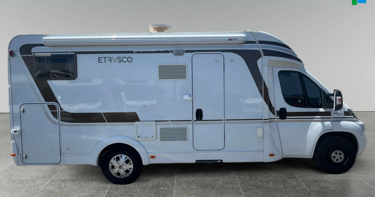 Autocaravana ETRUSCO CAPRON T6900 DB T6900DB Ocasión