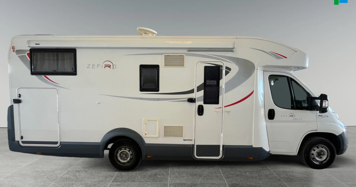 Autocaravana ROLLER TEAM ZEFIRO 284 TL Ocasión