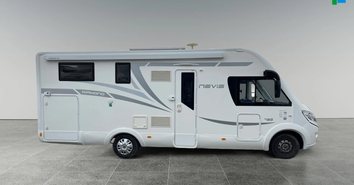Autocaravana MCLOUIS NEVIS 73 G Ocasión