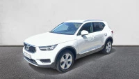 Volvo XC40 2.0 T4 Momentum Auto Volvo XC40 2.0 T4 Momentum Auto