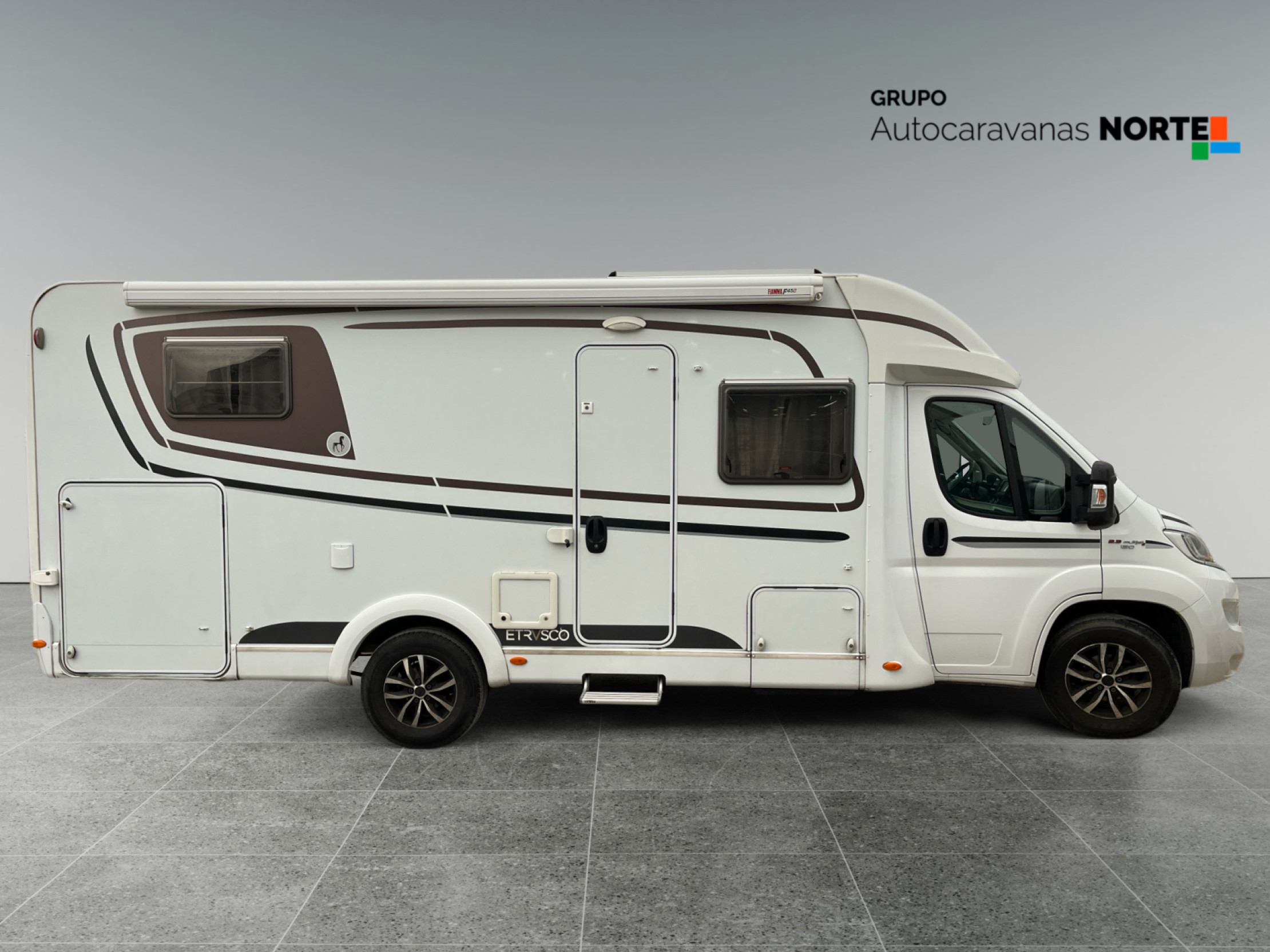 Autocaravana ETRUSCO T 7300 SB 7300 SB Ocasión