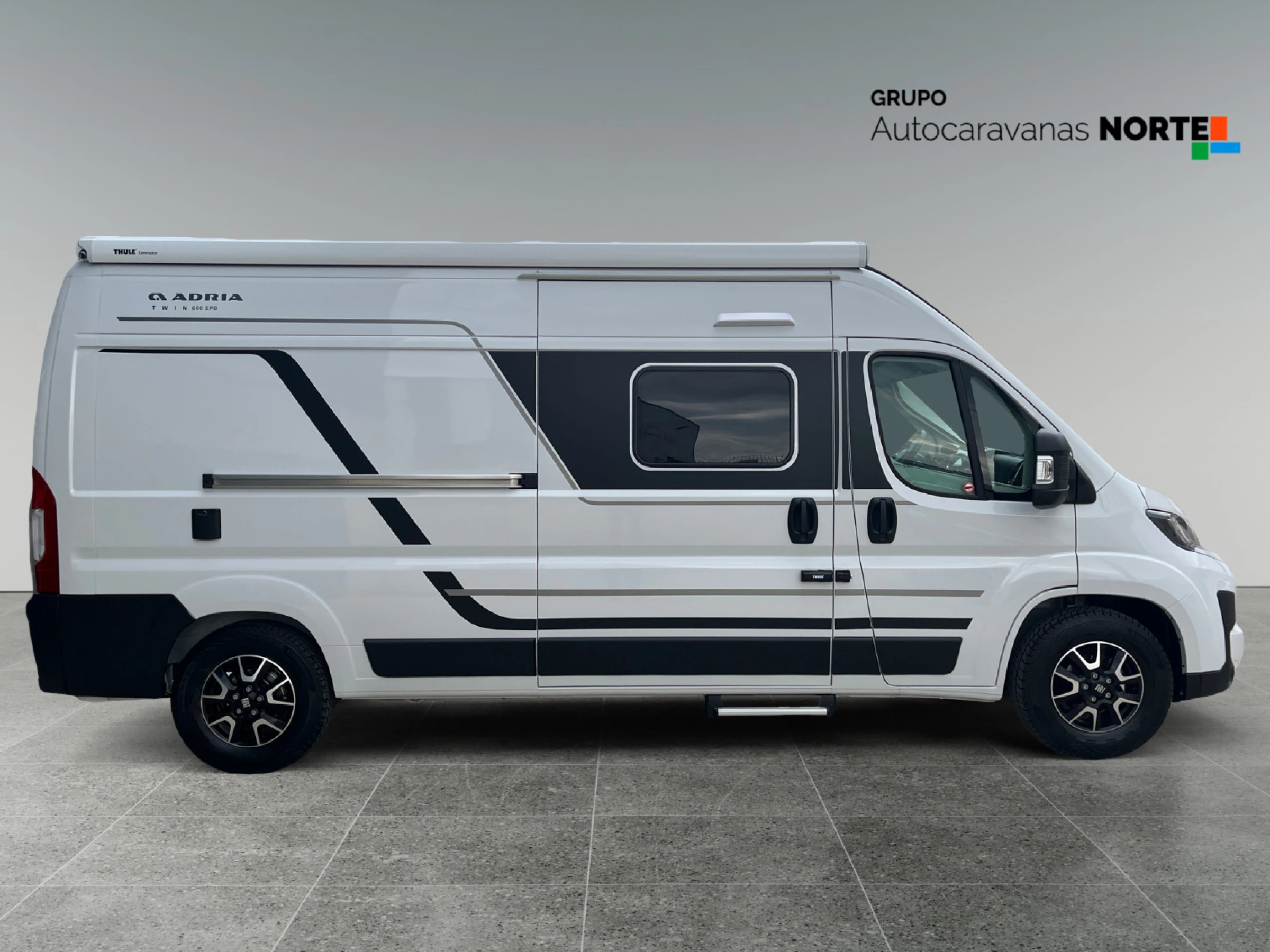 Adria Adriatik Twin 600 SPB Fiat