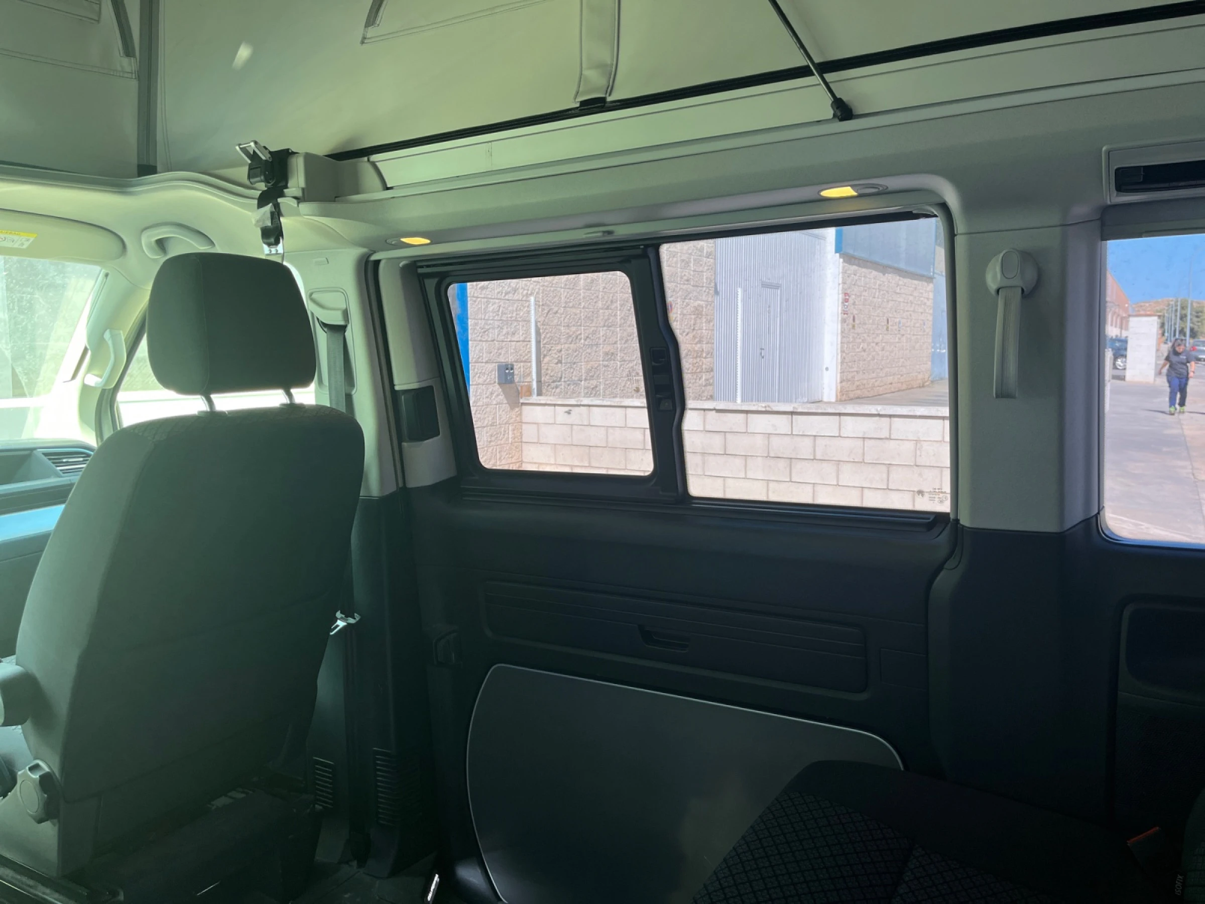 Volkswagen California Beach - foto 11