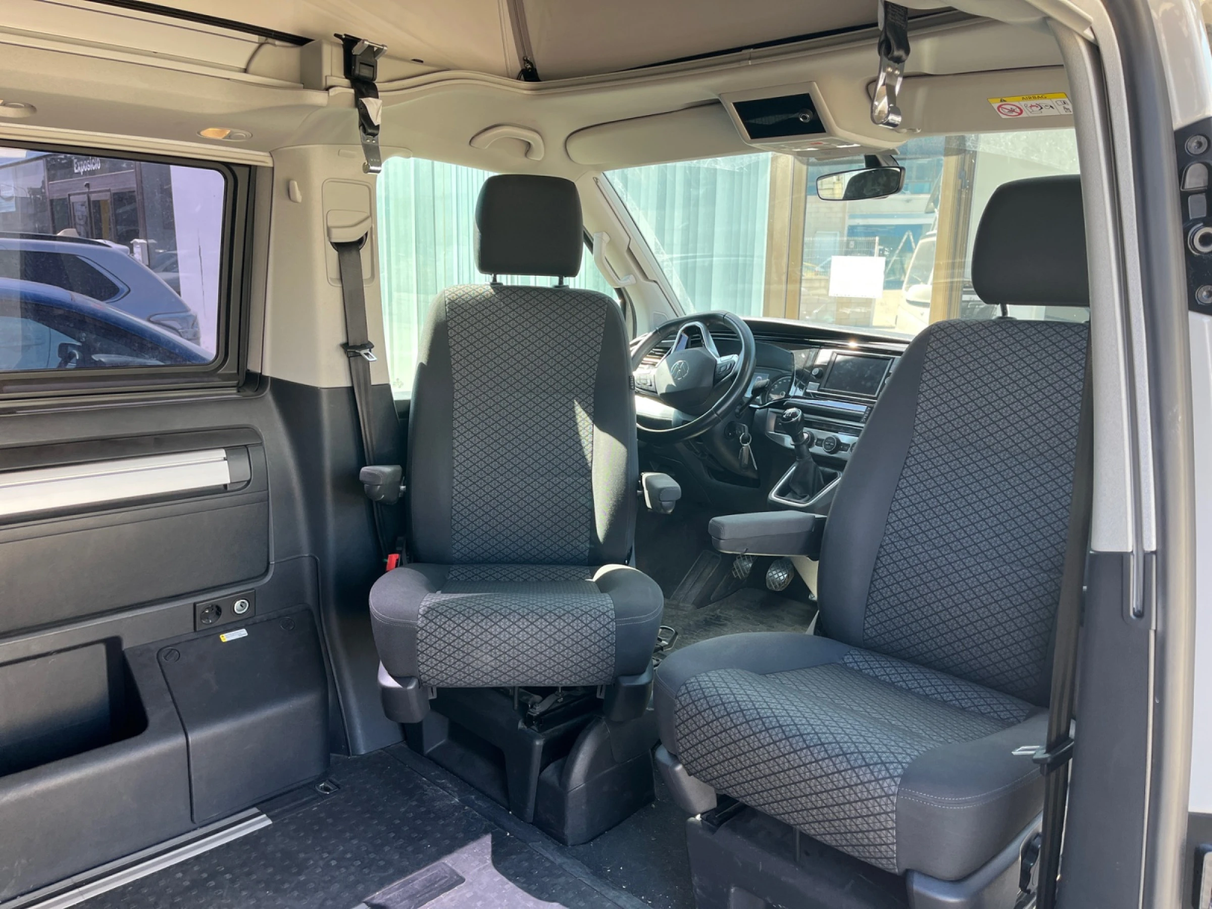 Volkswagen California Beach - foto 12