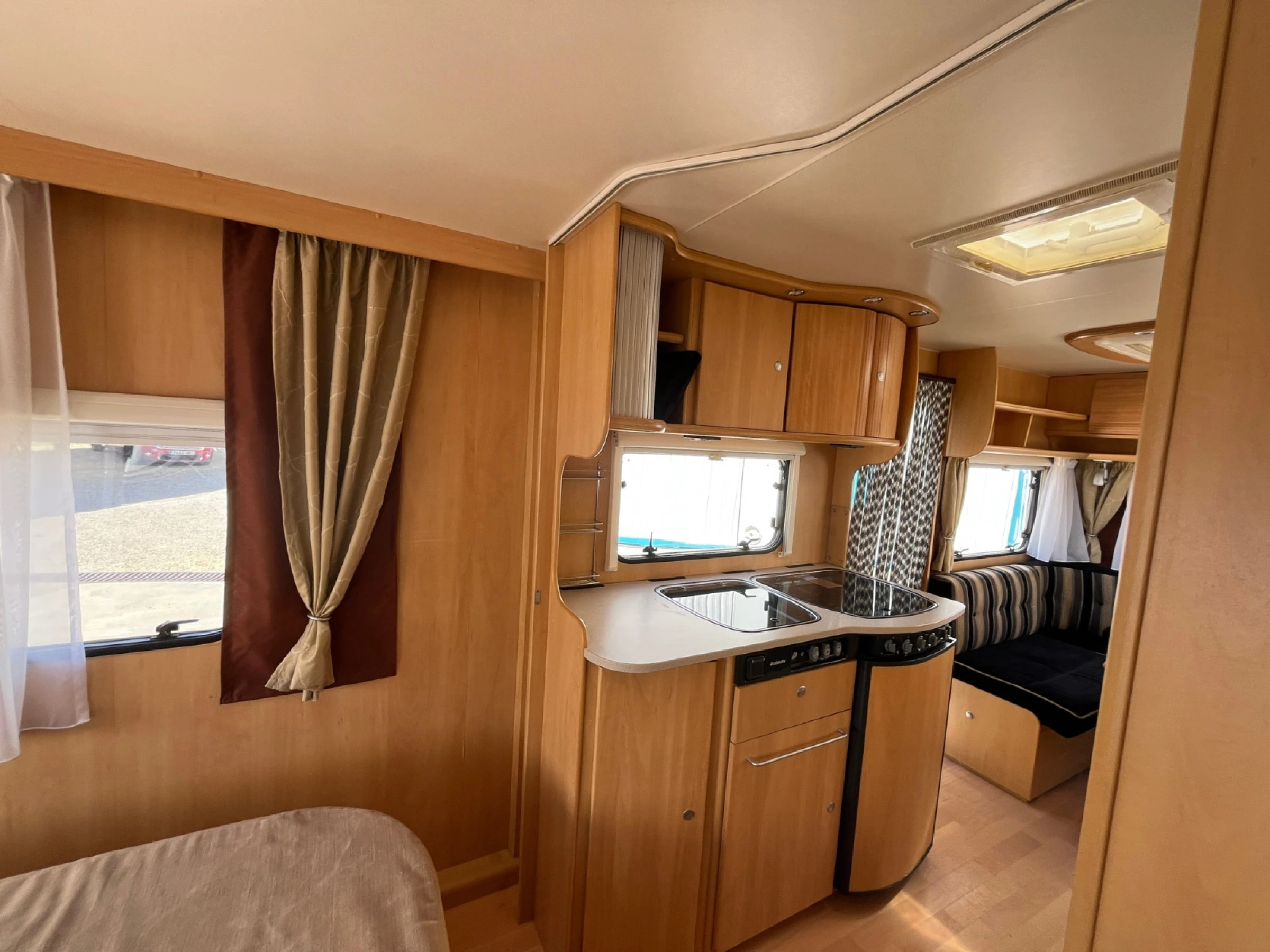 Dethleffs Camper 540 DBM - foto 12