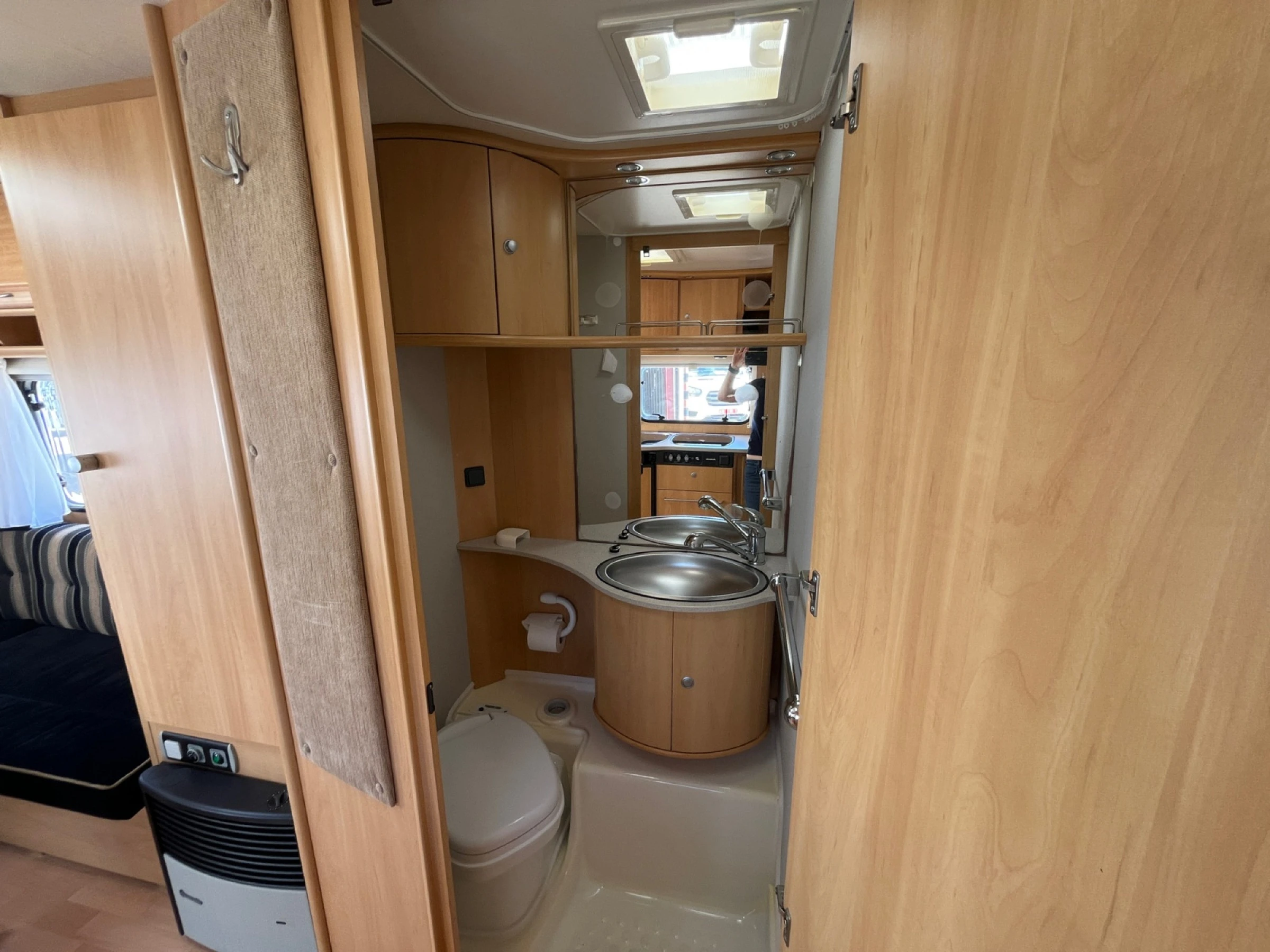 Dethleffs Camper 540 DBM - foto 15