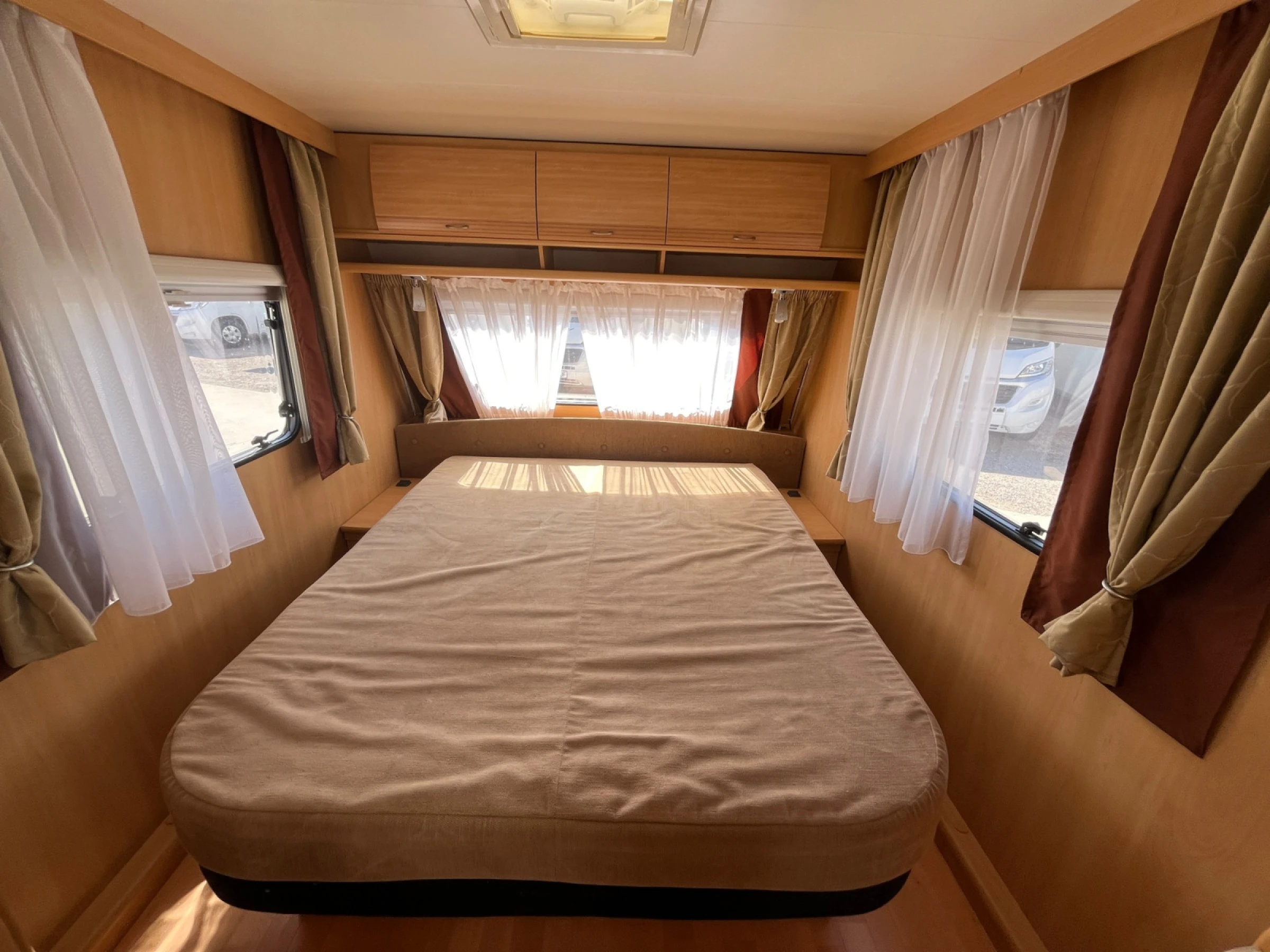 Dethleffs Camper 540 DBM - foto 16