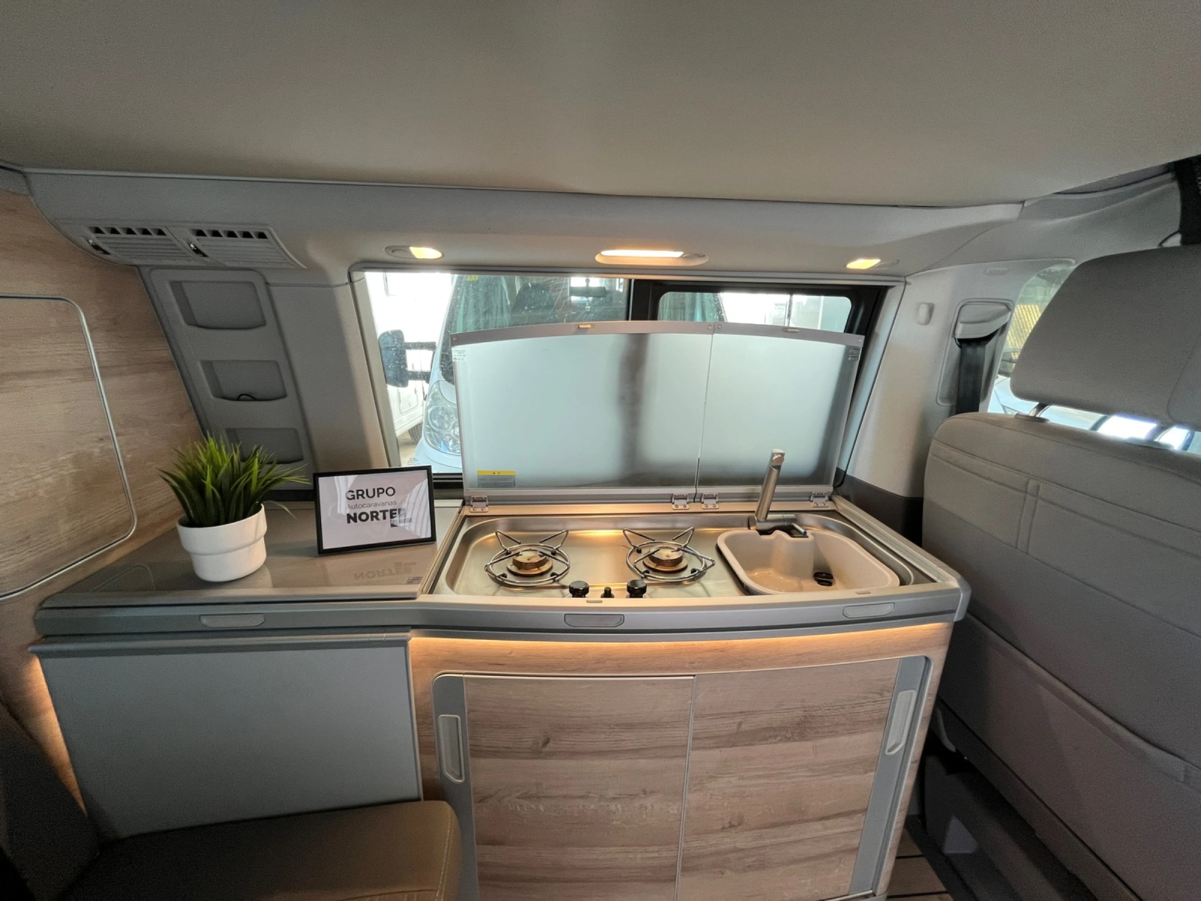 Volkswagen California Ocean - foto 12