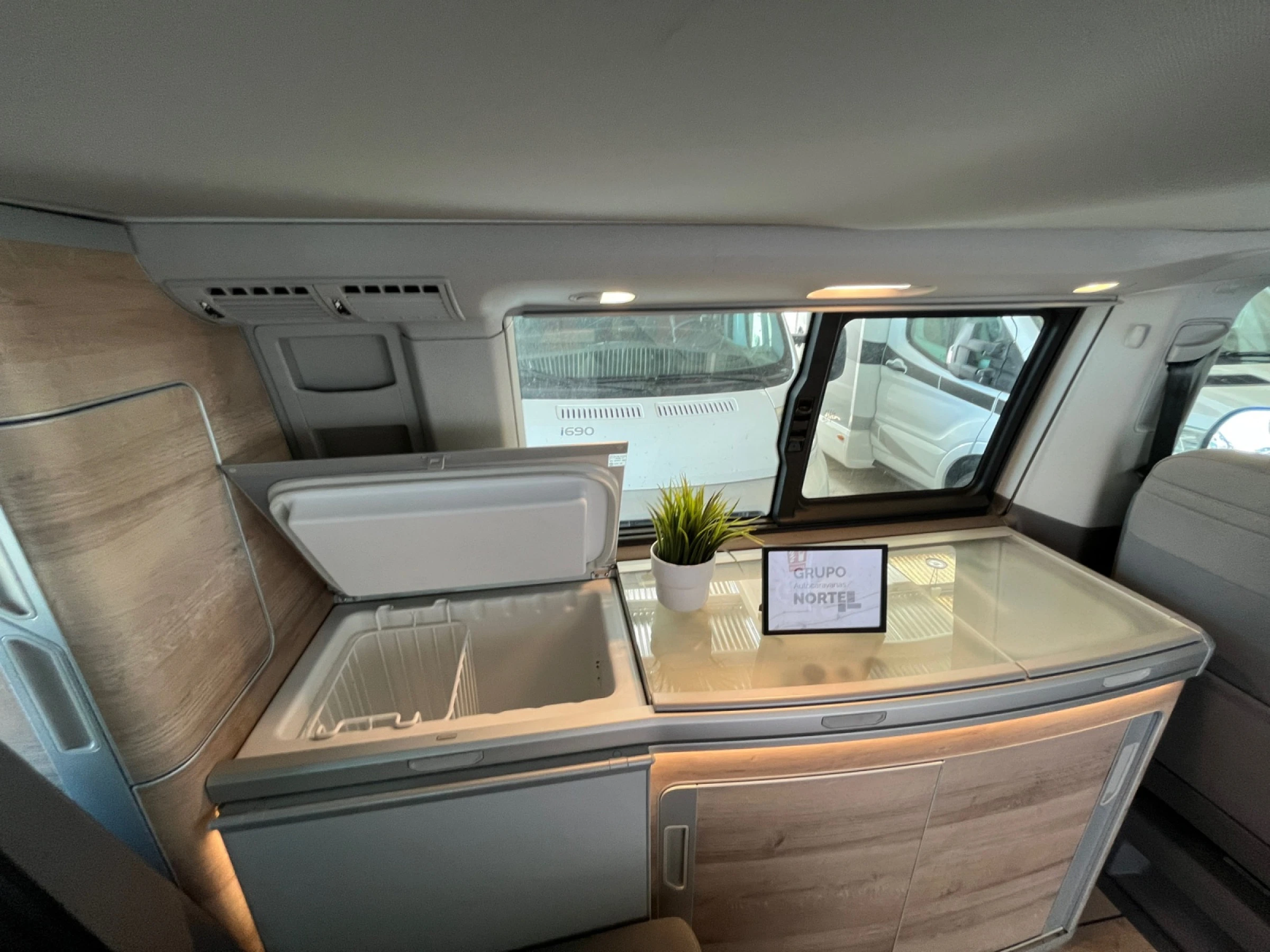 Volkswagen California Ocean - foto 13