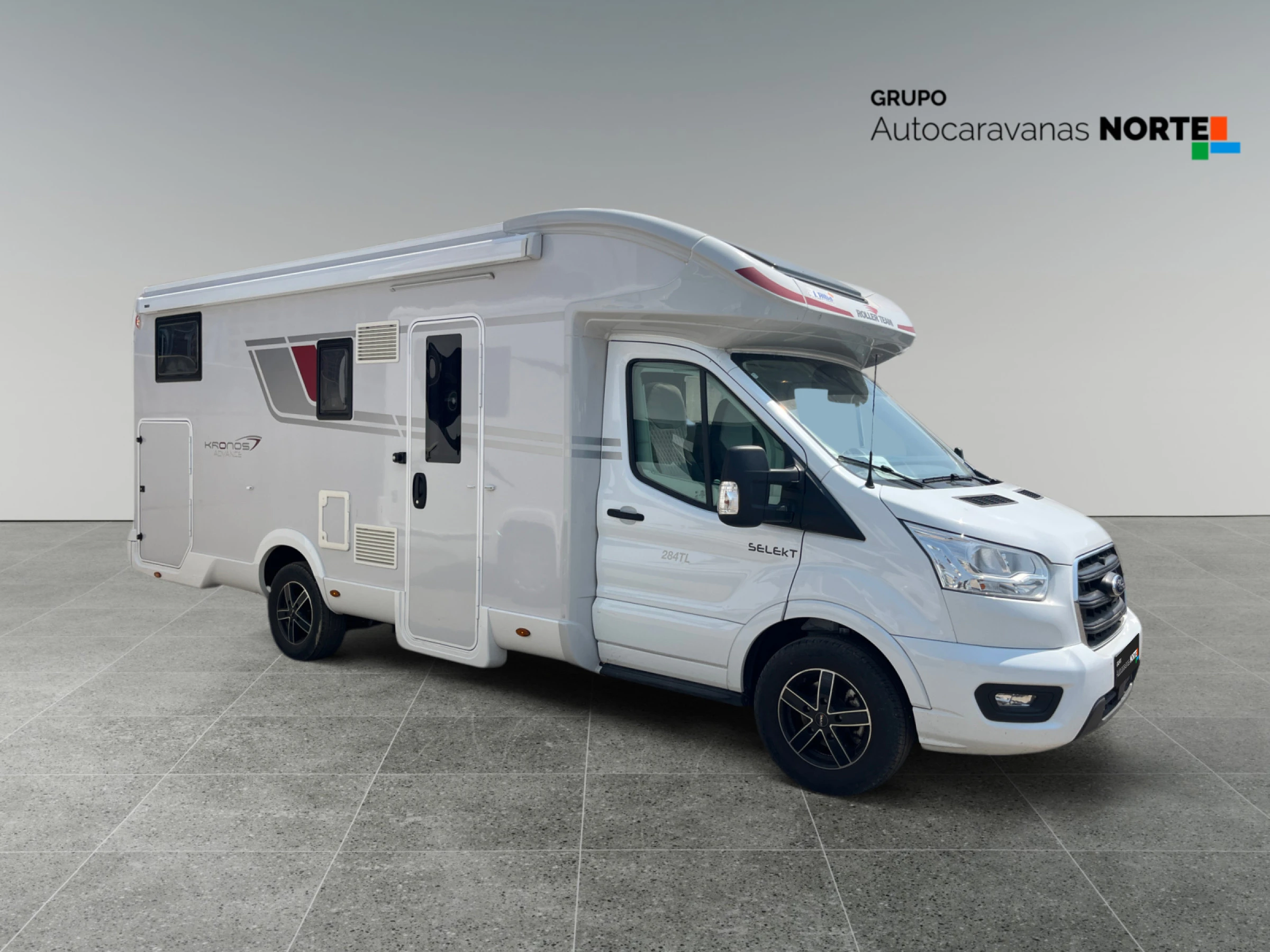 Roller Team Kronos 284 TL Ford - foto 1