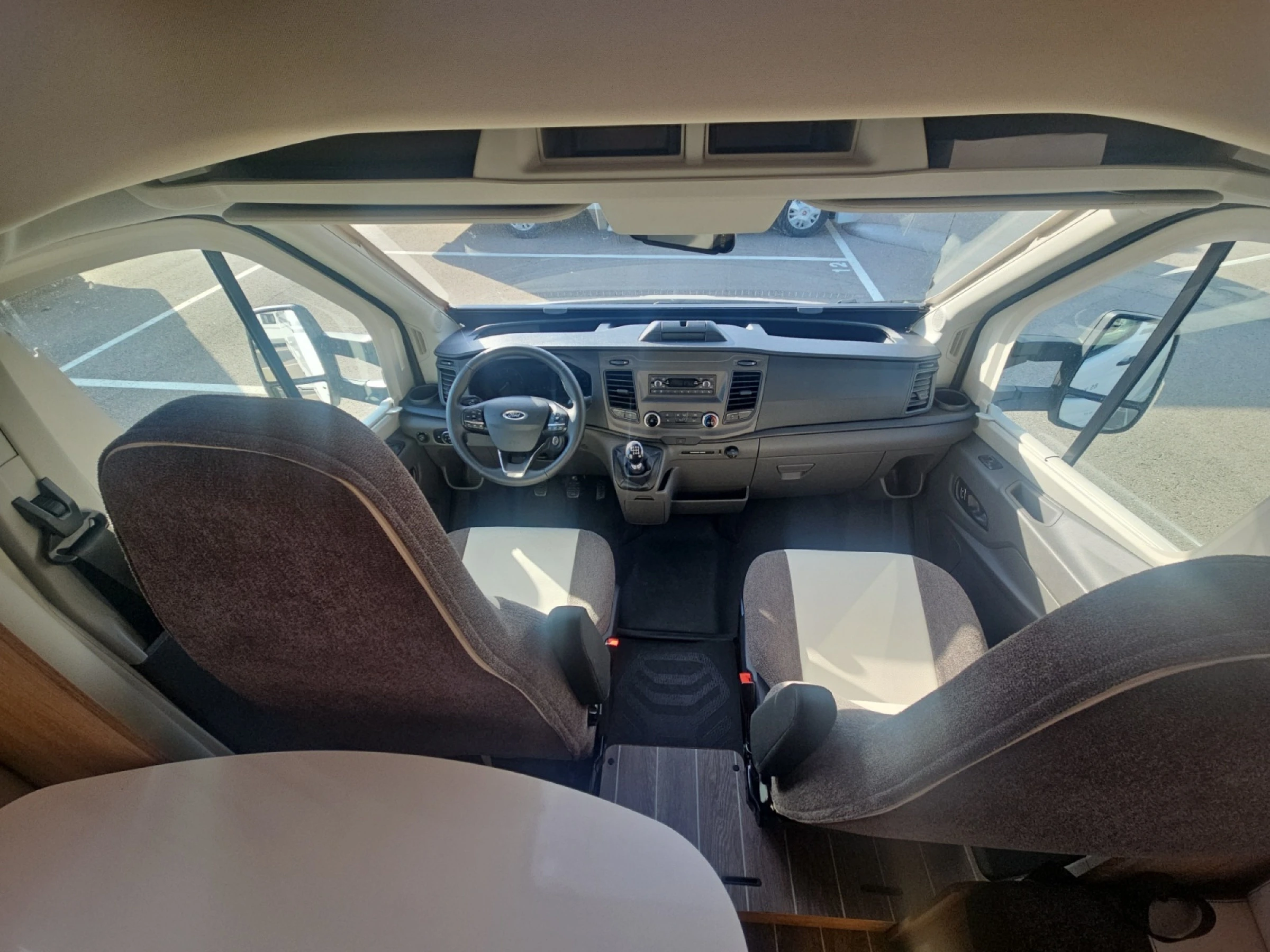 CI Horon 85 XT Ford - foto 9