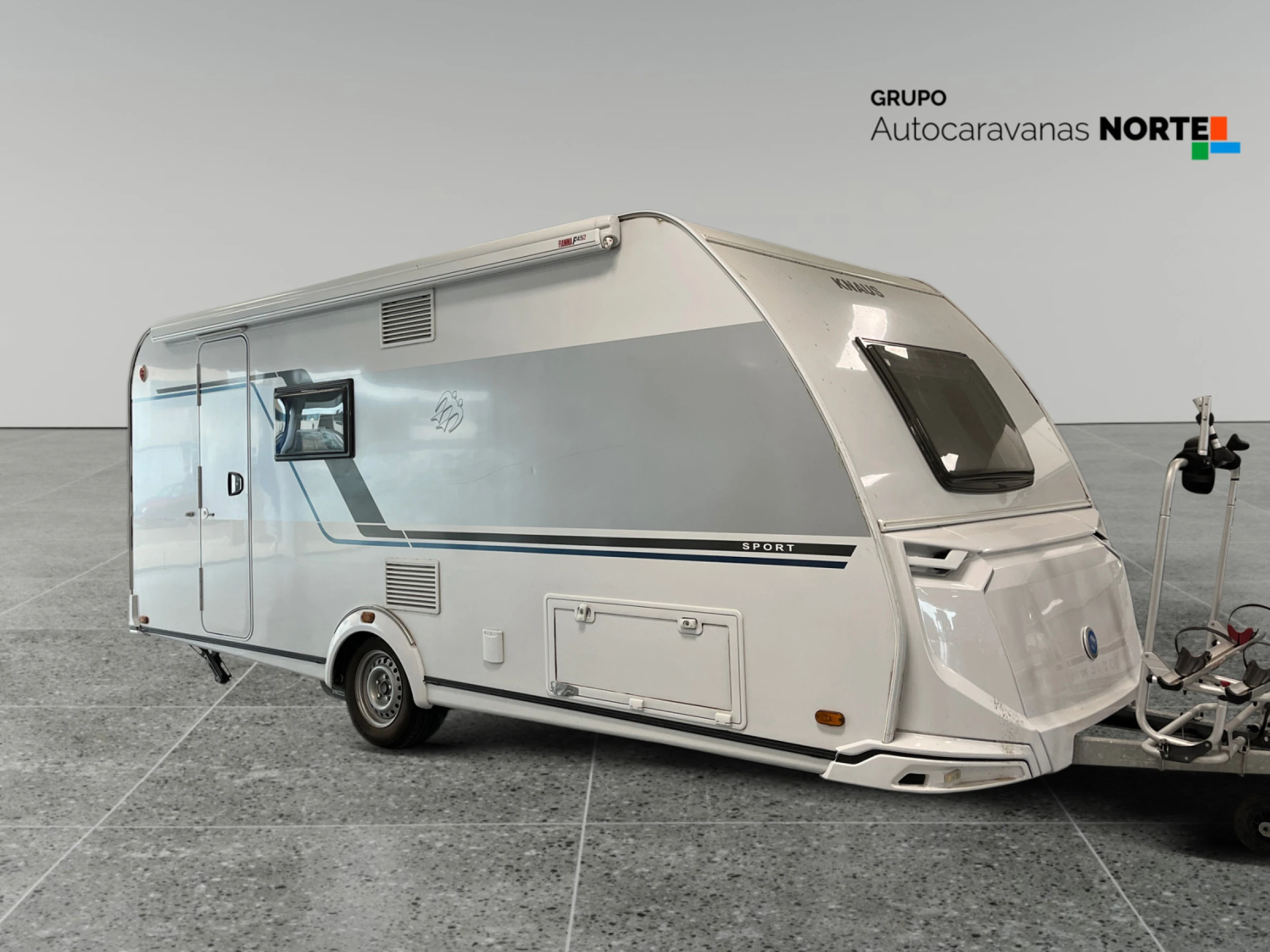 Knaus W04