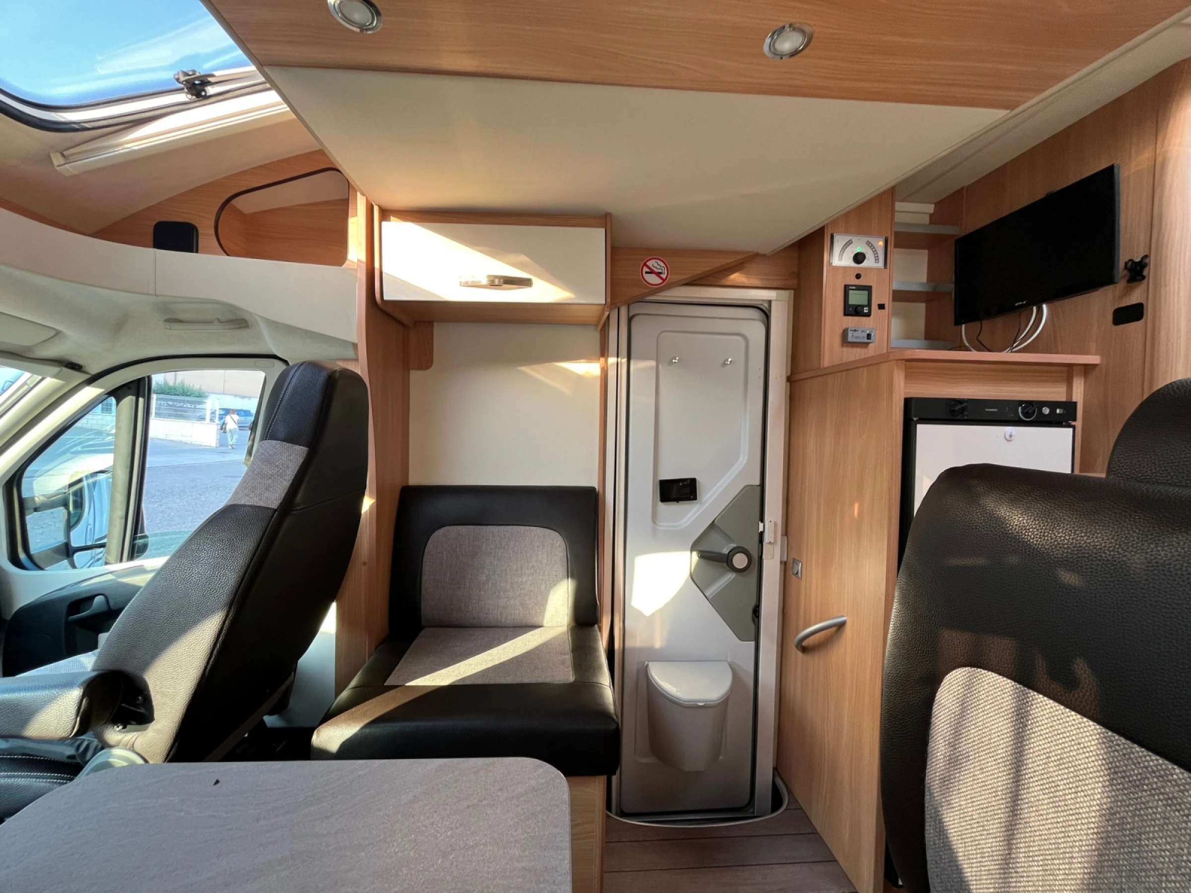 Knaus Orange Camper Camp R66 Peugeot - foto 11