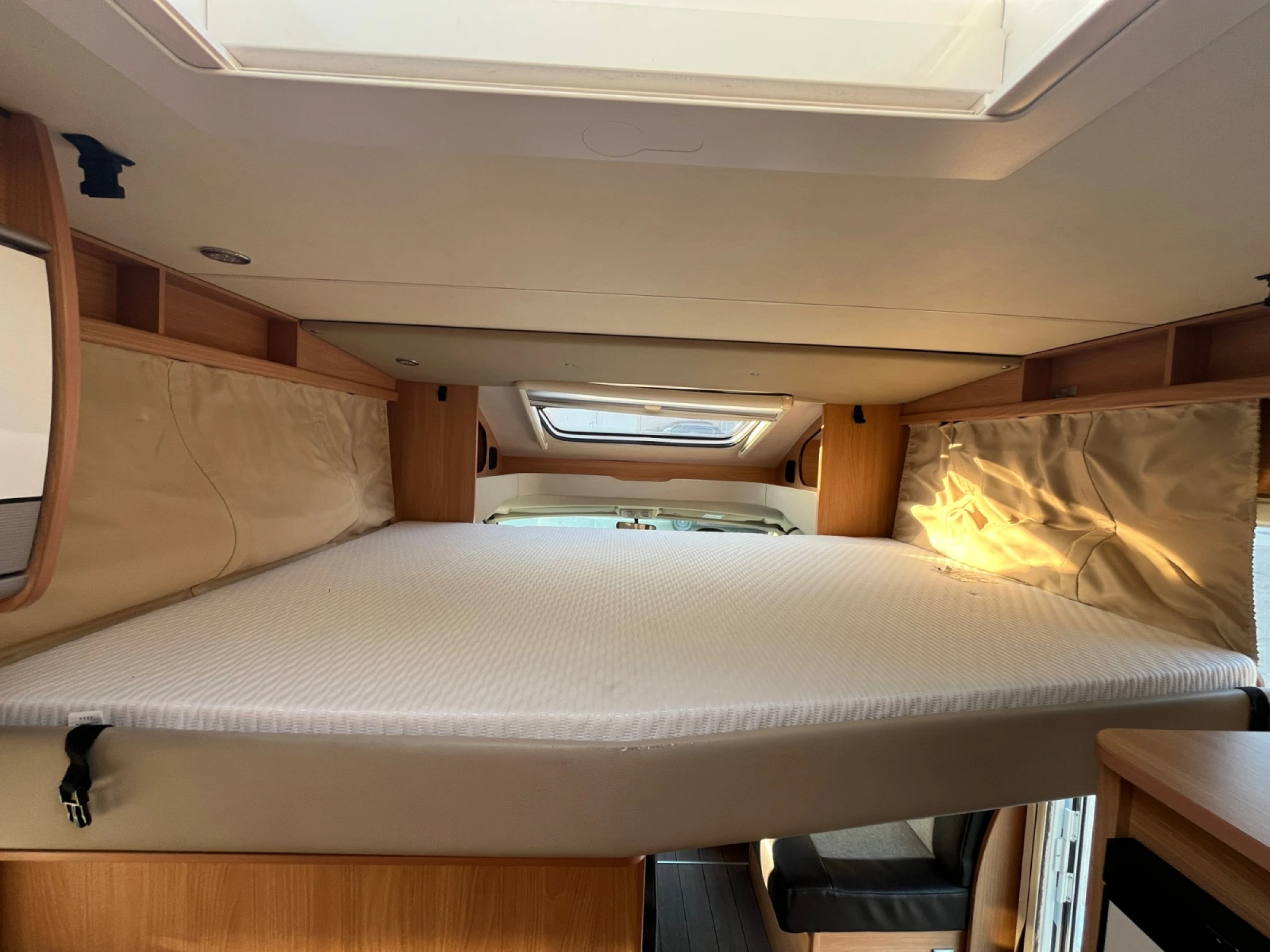 Knaus Orange Camper Camp R66 Peugeot - foto 17