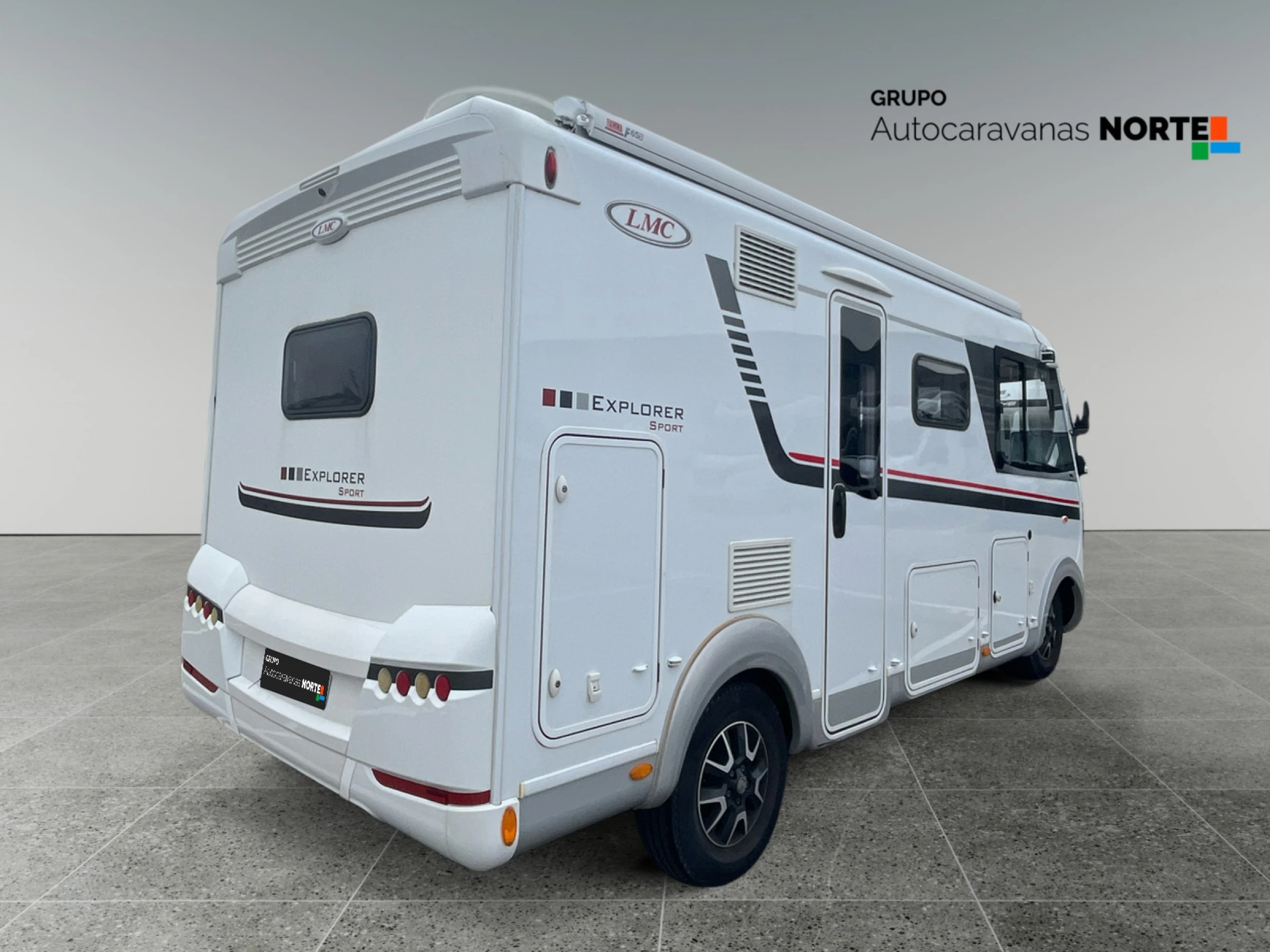 LMC I585 Explorer Sport Fiat - foto 3