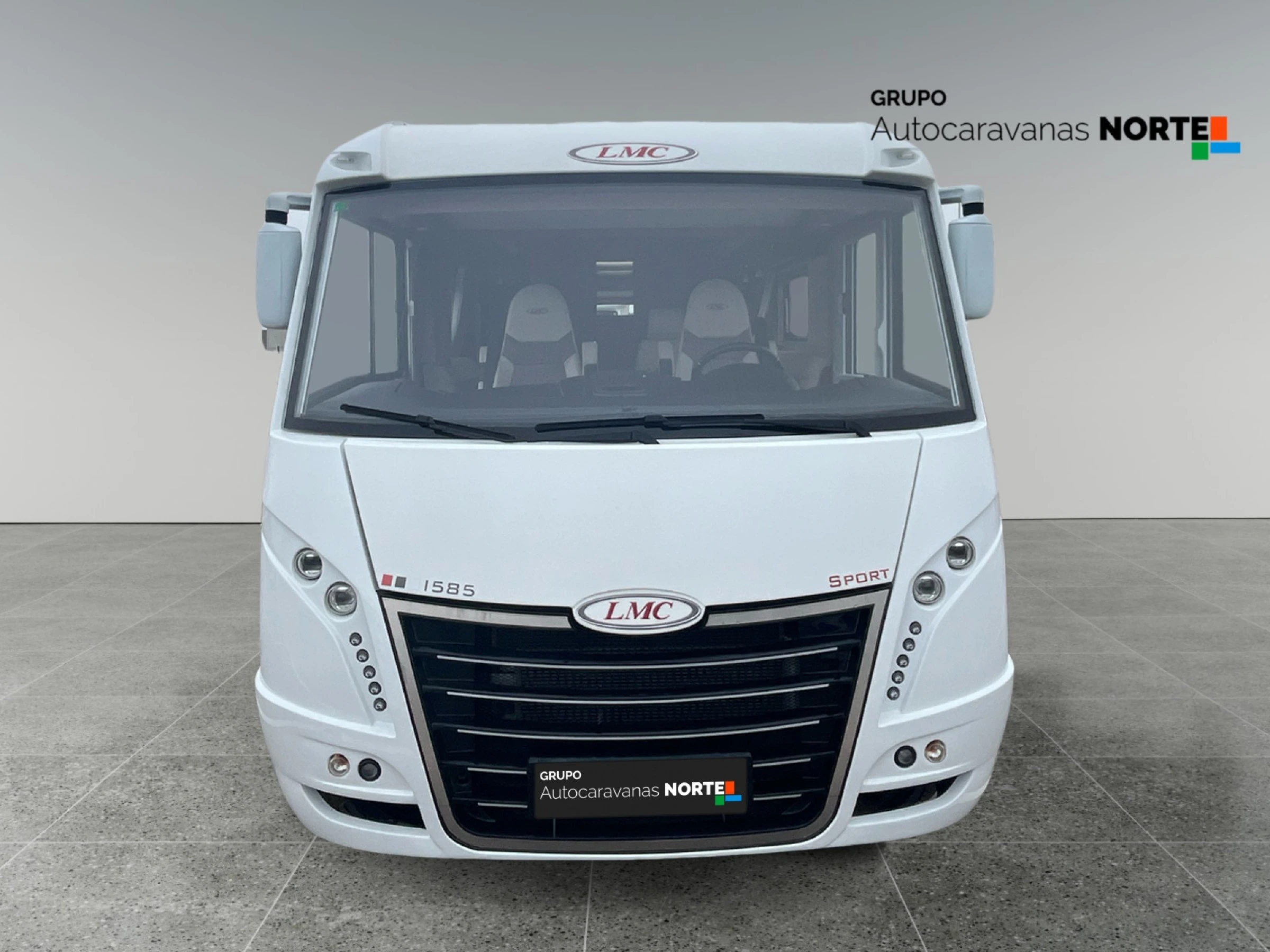 LMC I585 Explorer Sport Fiat - foto 8