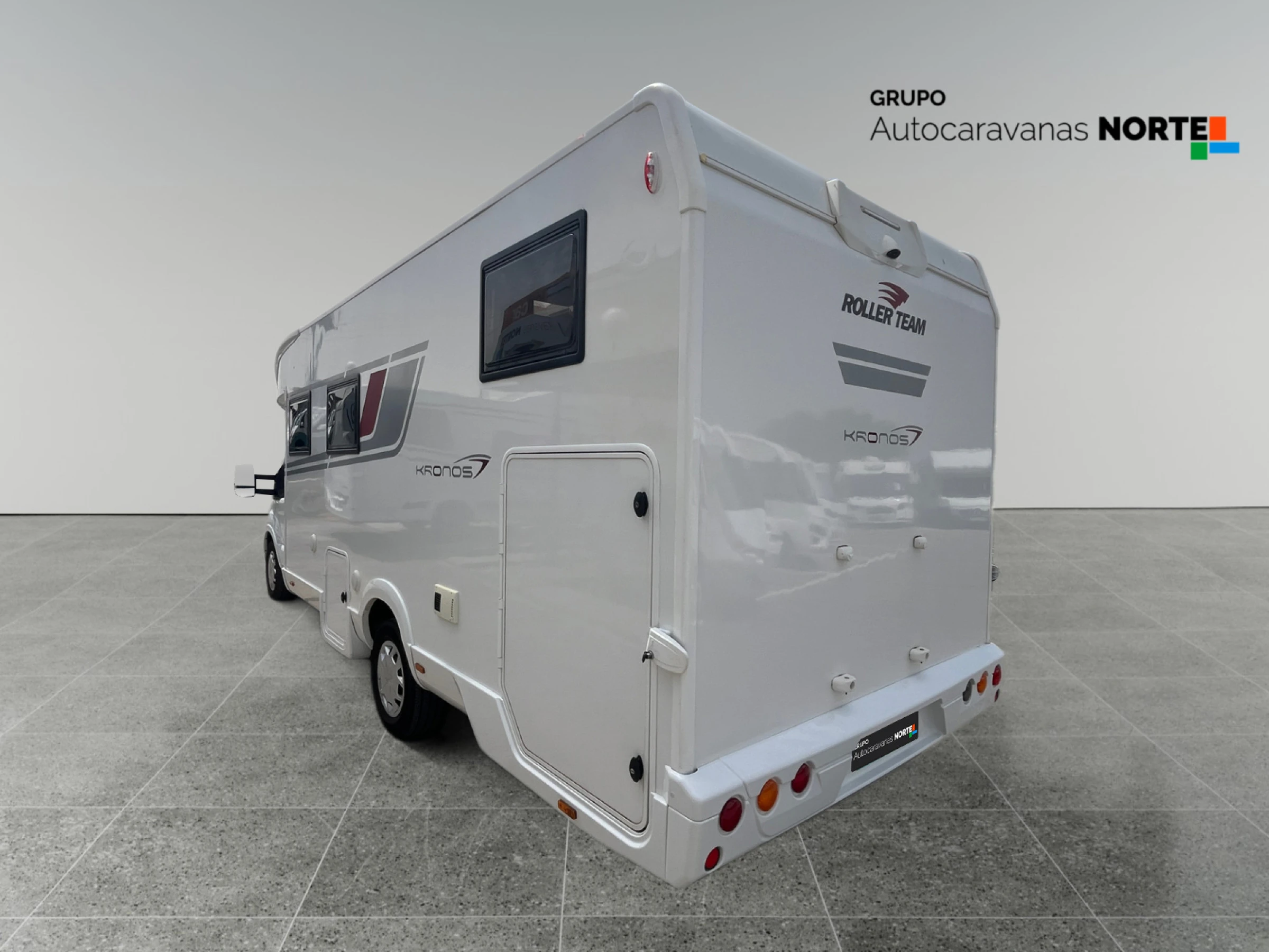 Roller Team Kronos 284 TL Ford - foto 5