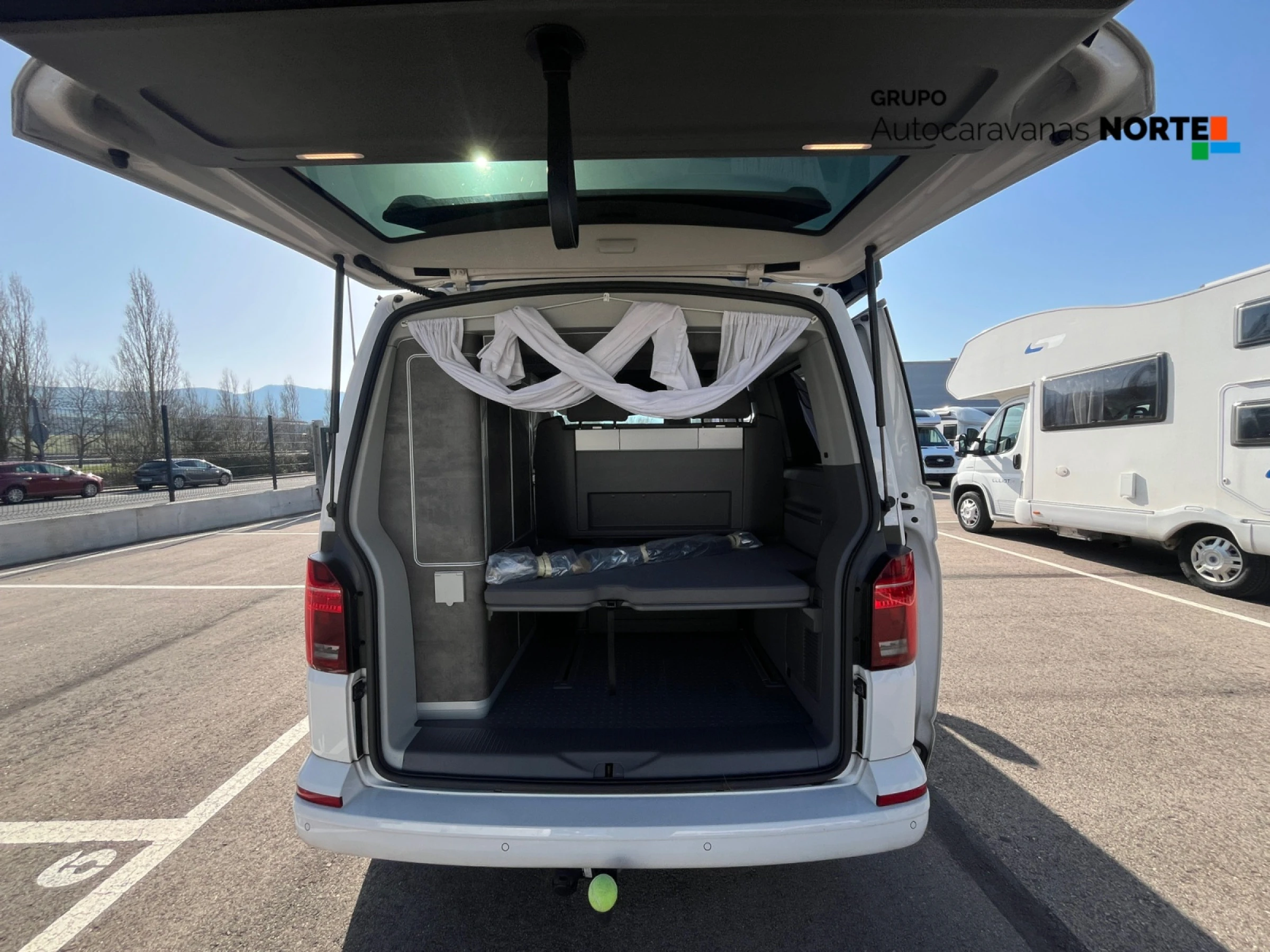 Volkswagen California Ocean - foto 12