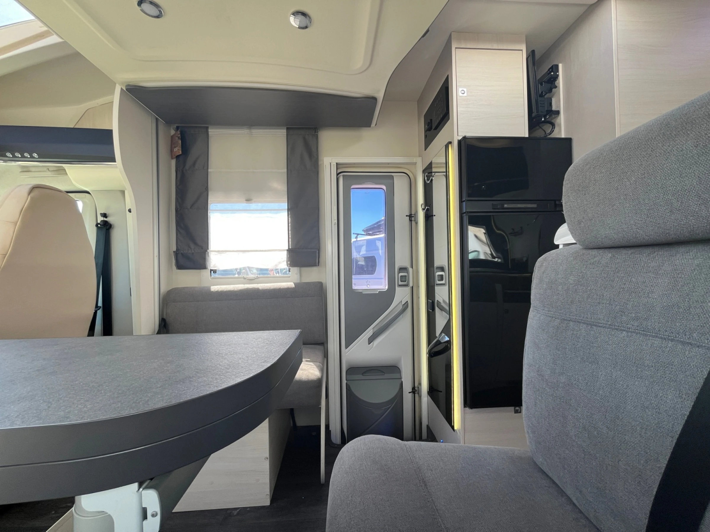 Challenger 396 Premium Fiat - foto 11