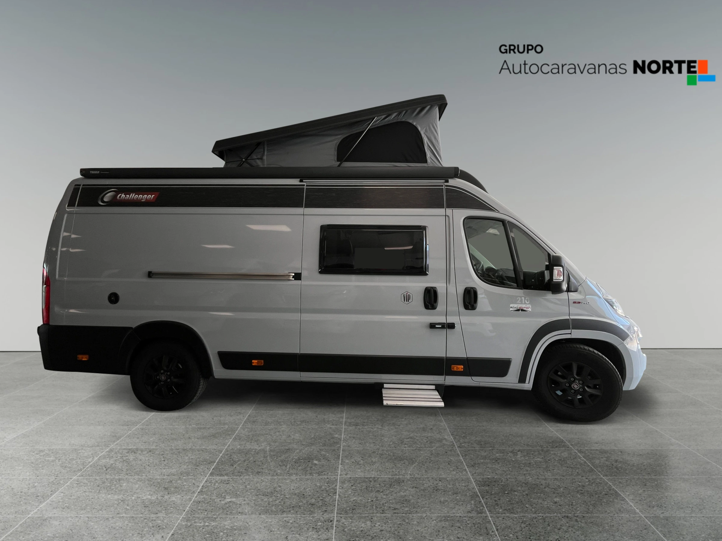 Challenger V210 VIP Fiat
