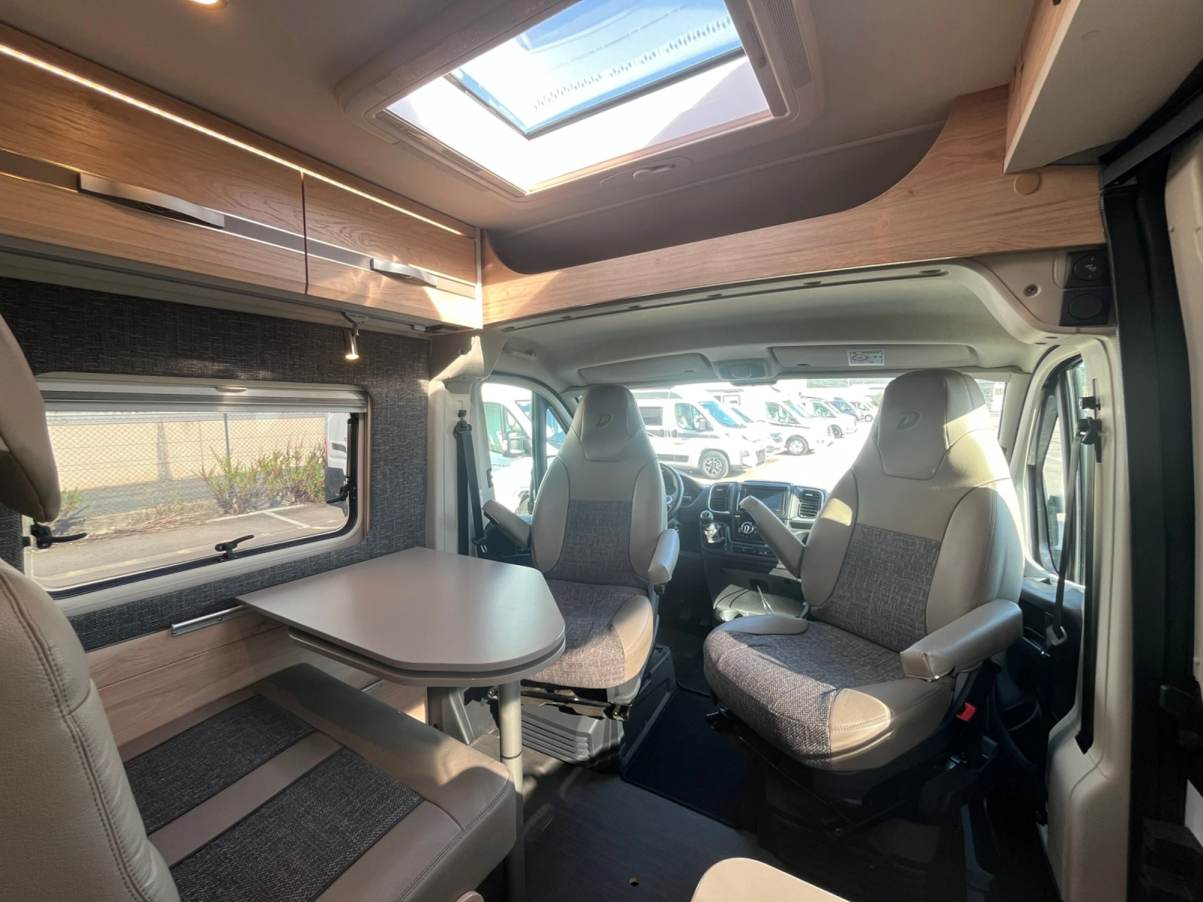 Dethleffs Globetrail 600DB Fiat - foto 11