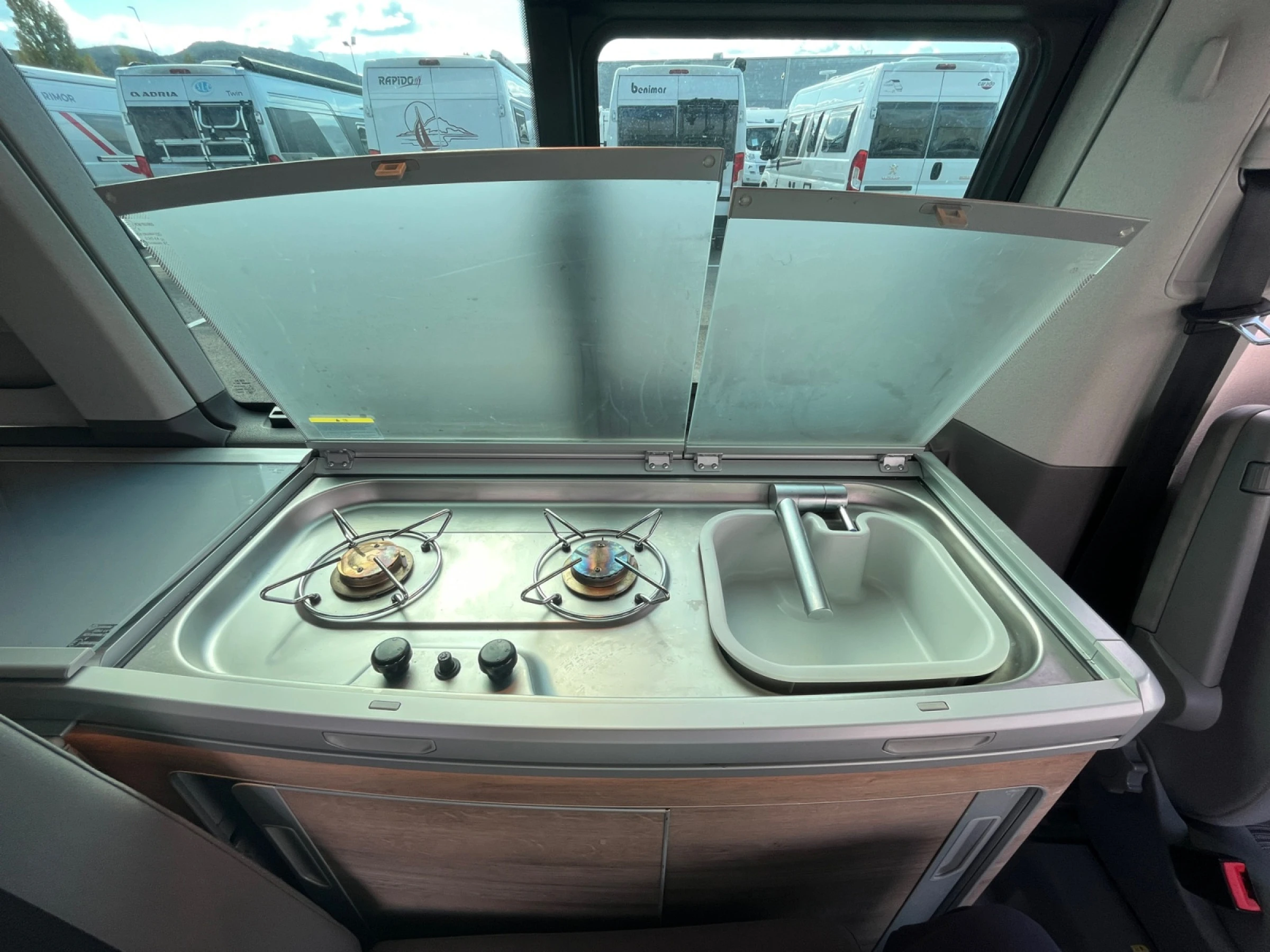 Volkswagen California - foto 12