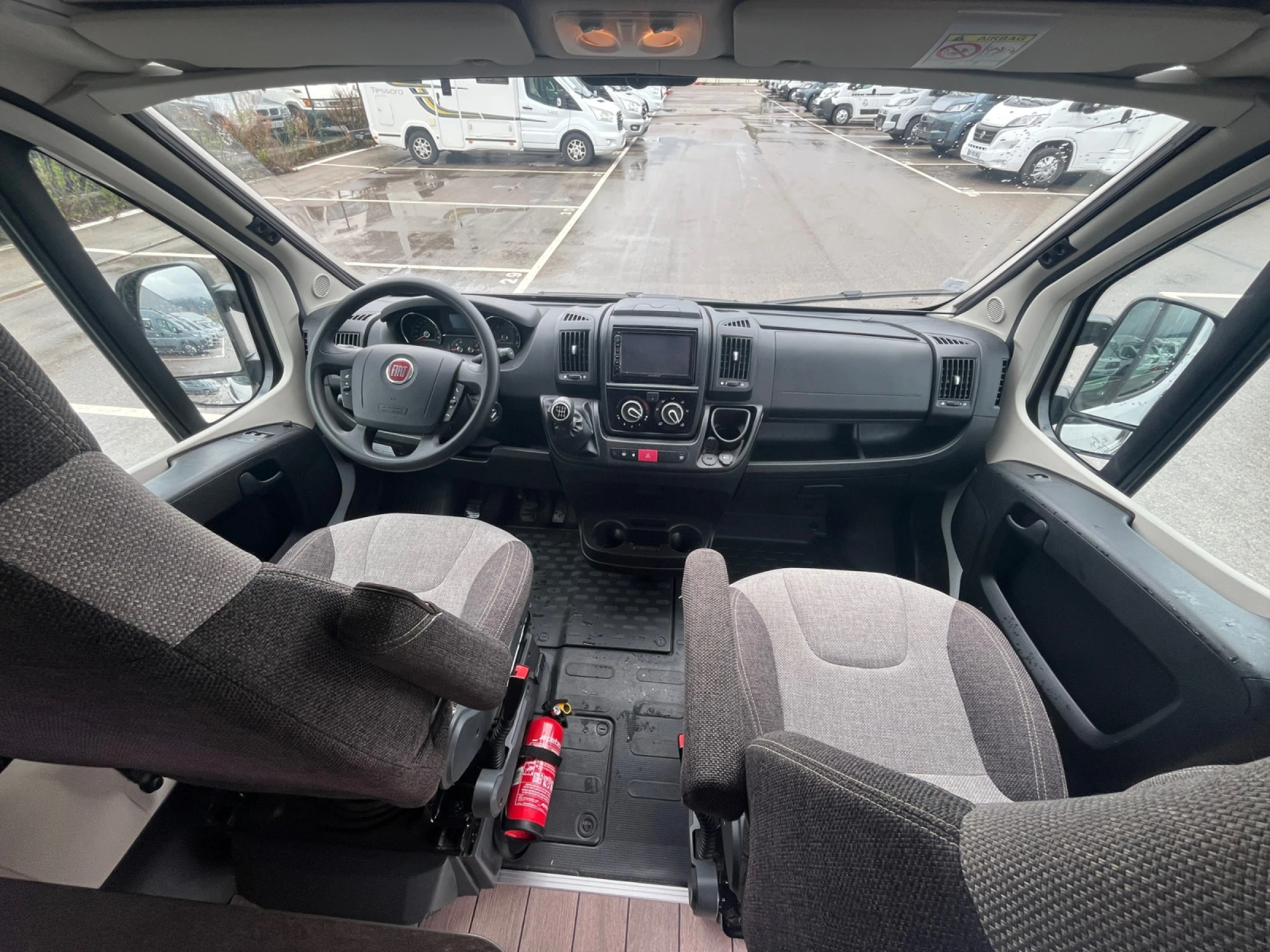 Weinsberg R47 Carabus 50 Aniversario Ford - foto 6