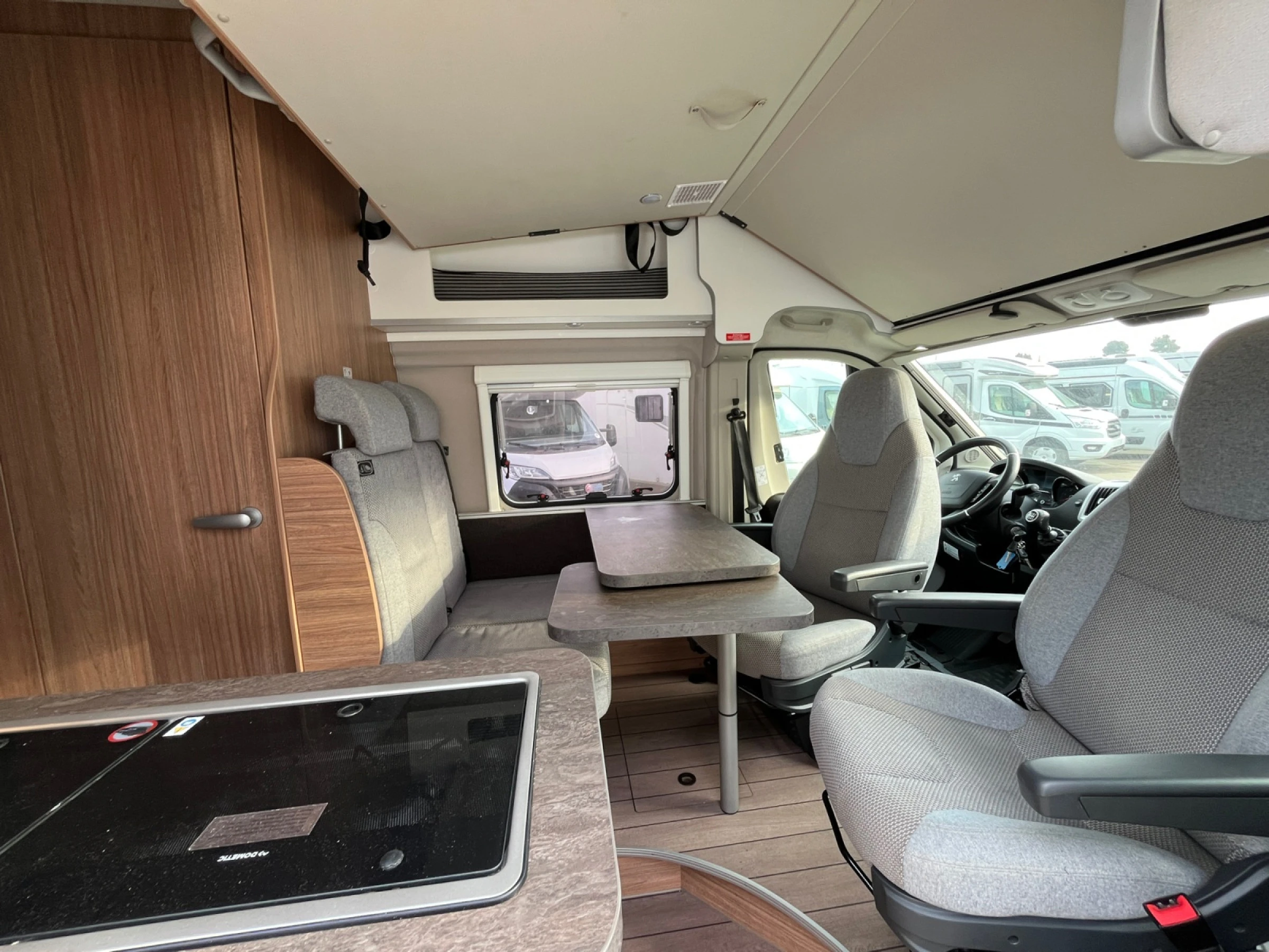 Weinsberg R47 Carabus Edition Ford - foto 12