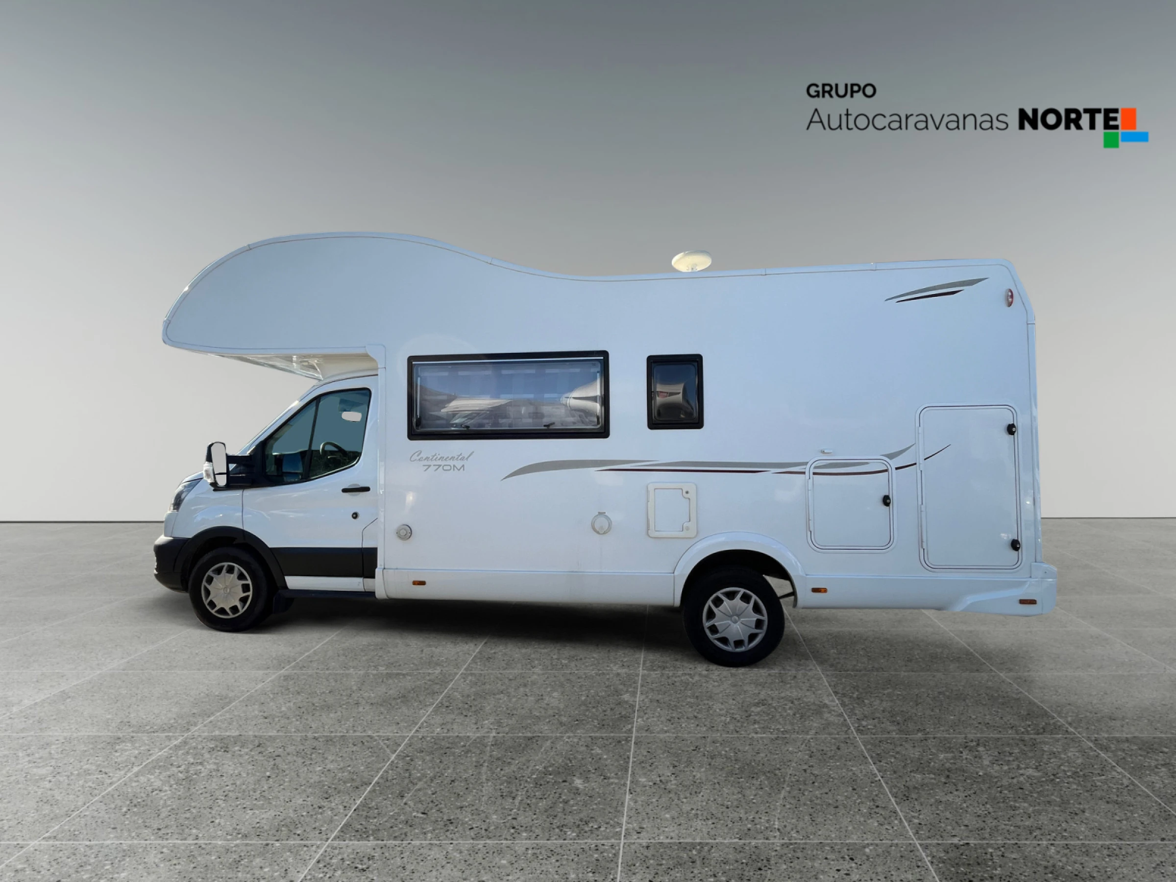 CI Continental 770 Ford - foto 6