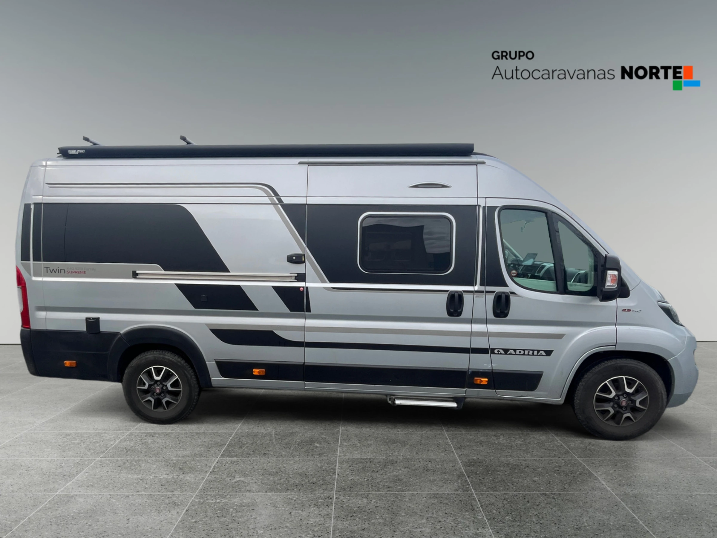 Adria Twin Supreme 640SLB 640 SPB Family Fiat