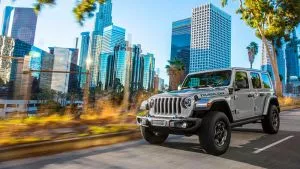 Jeep Wrangler 4xe, la versión híbrida enchufable del mito 4×4