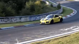 ¿Será mañana cuándo el Porsche 911 GT2 RS supere al 918 Spyder en Nürburgring?