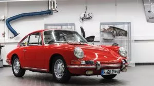 El Museo Porsche restaura su 911 más antiguo, el número 57