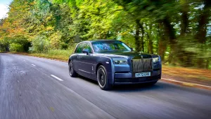 Rolls-Royce Phantom 2023 y Range Rover Sport 