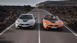 Ya sabemos los precios del nuevo BMW i8 e i8 Roadster, 15.000 euros más para ir sin techo
