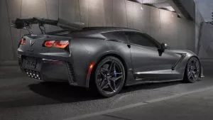 Chevrolet Corvette ZR1 2019: un «cohete con ruedas» inspirado en la competición