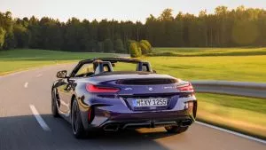 El BMW Z4 se actualiza manteniendo su carácter deportivo y diversión que ofrece al conductor