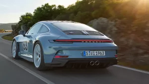 Porsche 911 S/T: la serie limitada con motor del GT3 y más ligero