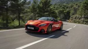 Prueba Aston Martin DBS Superleggera Volante, rabiosa elegancia
