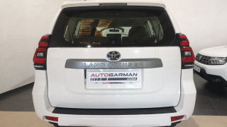 Toyota Land Cruiser 2.8 D-4D GX 7 plazas - foto 7