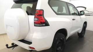 Toyota Land Cruiser 2.8 D-4D GX - foto 4